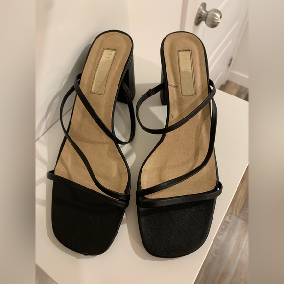 black heel shoes - Picture 2 of 9